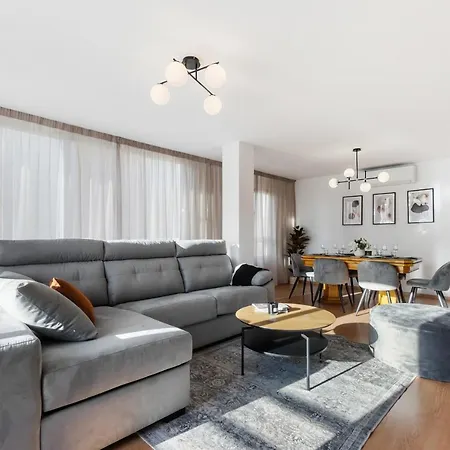 Cb Living - Luxury In Centre *
